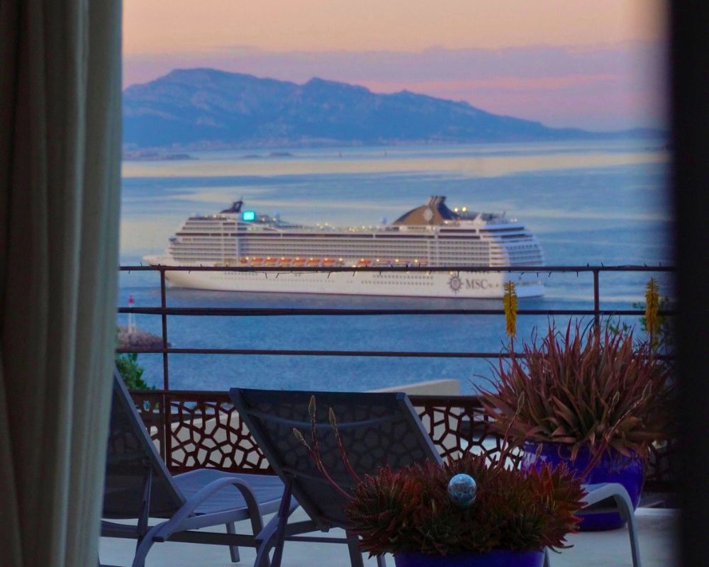 Ambiance romantique suite Marseille